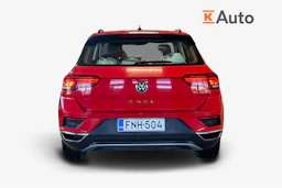 Punainen Volkswagen T-Roc 2018 kuva 3.