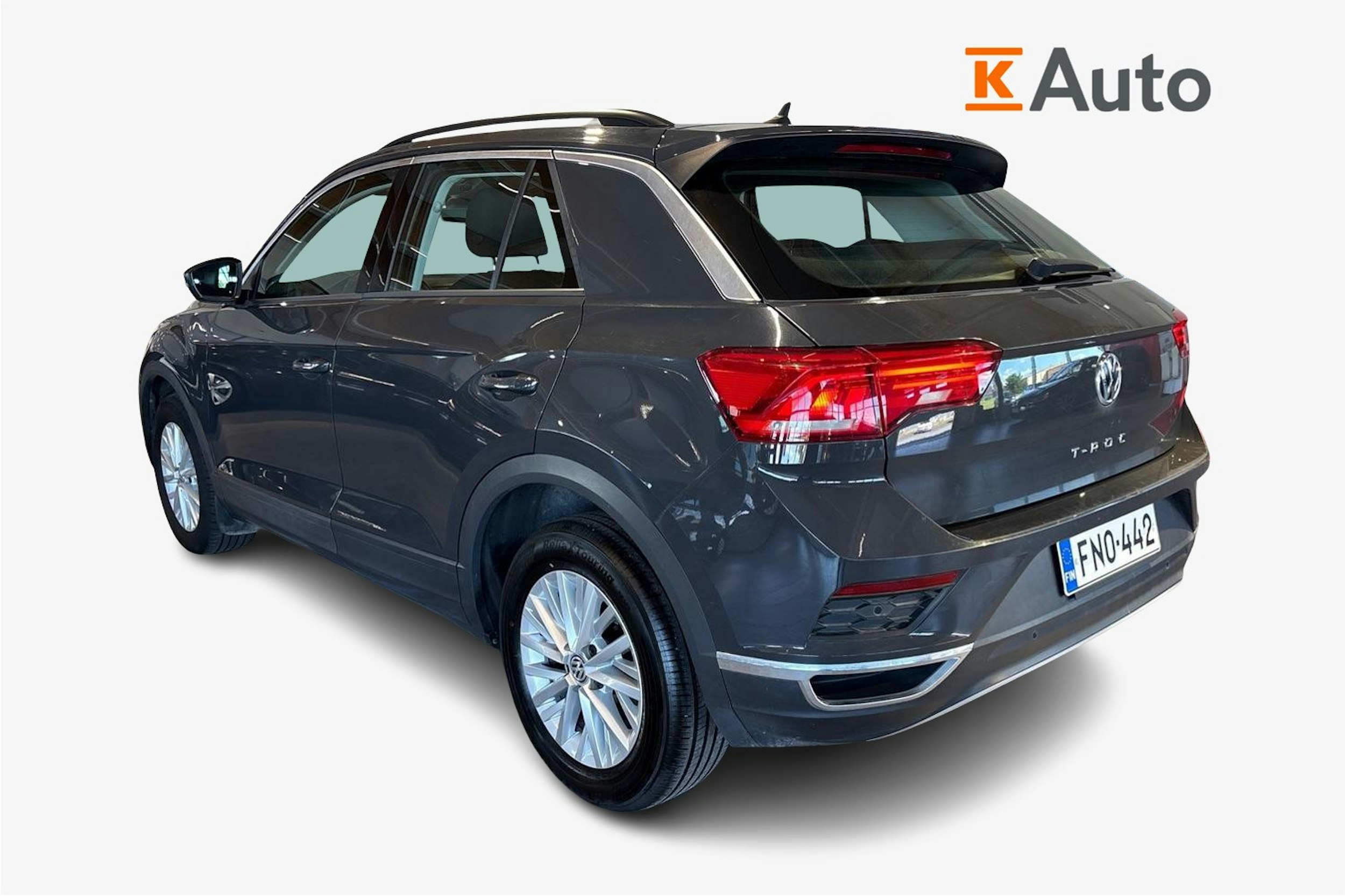 harmaa Volkswagen T-Roc 2018 kuva 2.