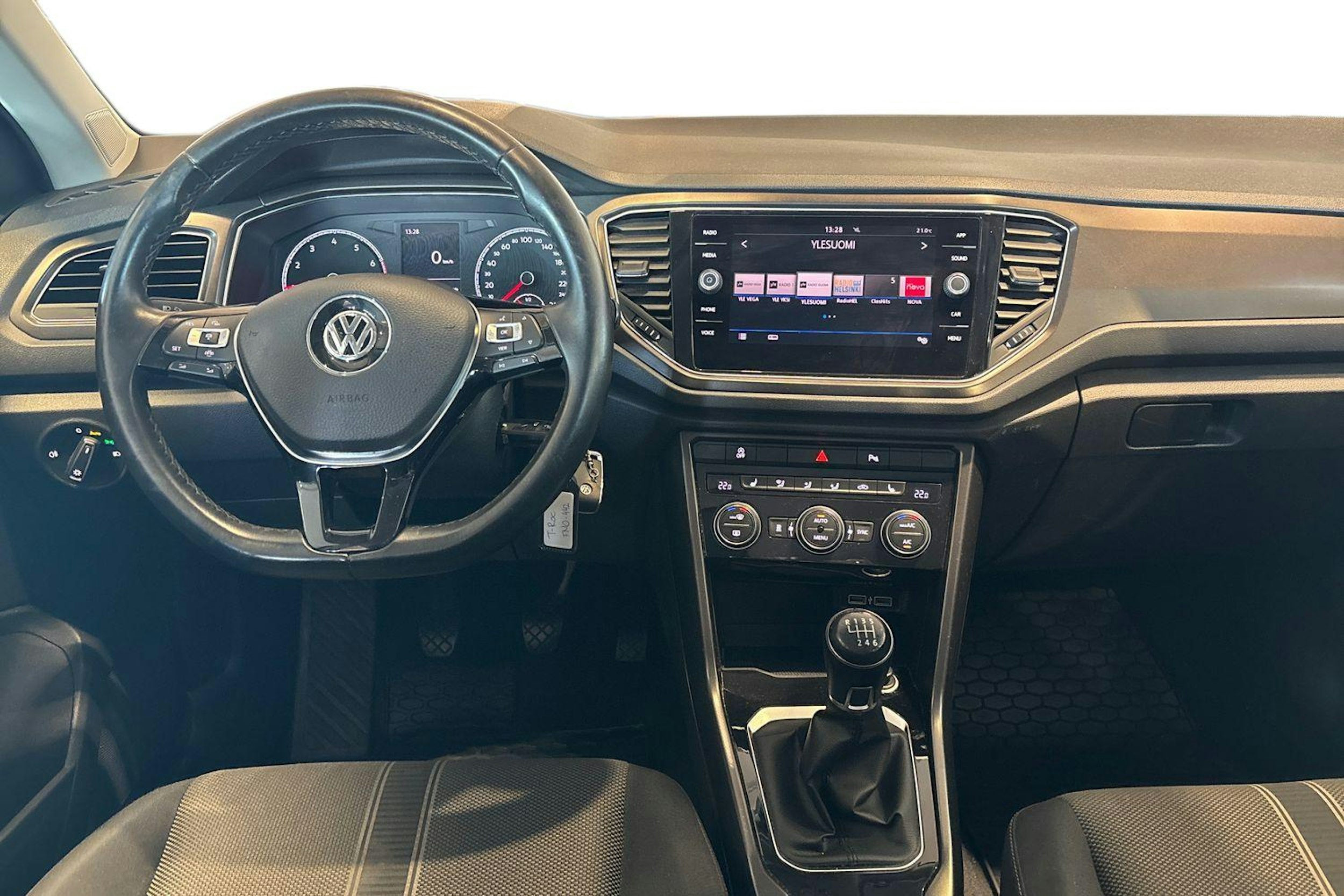 harmaa Volkswagen T-Roc 2018 kuva 9.