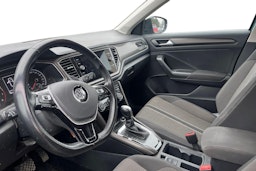 harmaa Volkswagen T-Roc 2018 kuva 3.