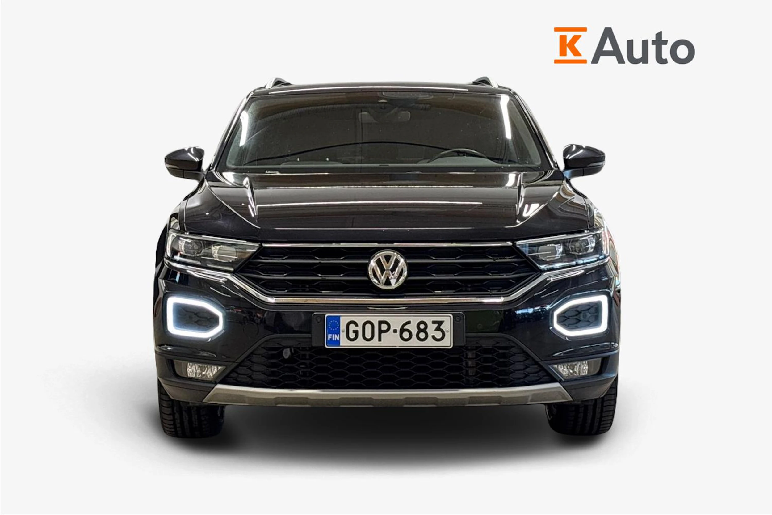 musta Volkswagen T-Roc 2018 kuva 4.