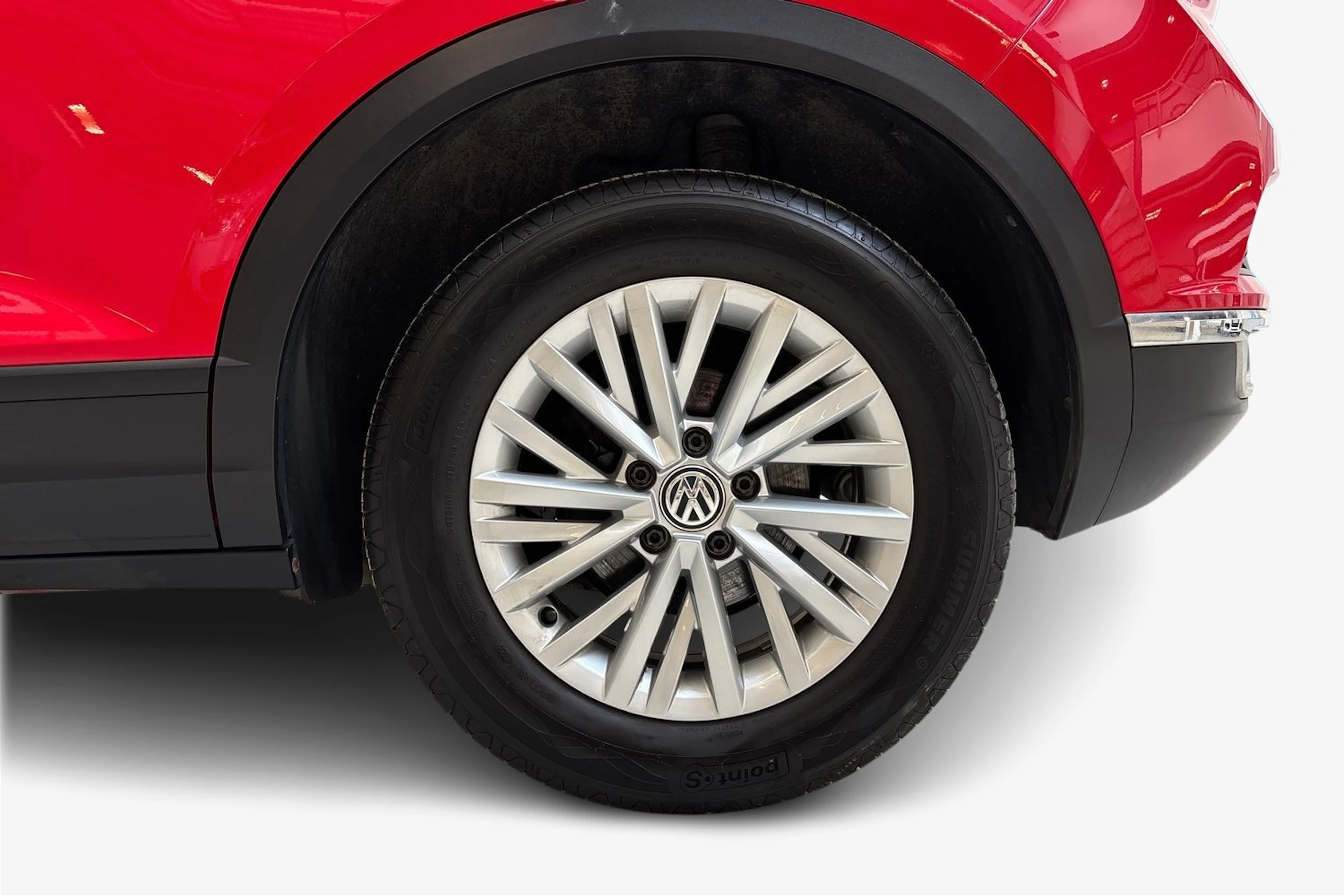 punainen Volkswagen T-Roc 2018 kuva 12.