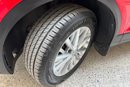 punainen Volkswagen T-Roc 2018 kuva 13.