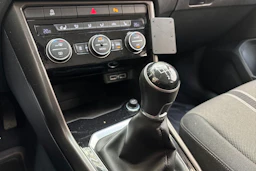 punainen Volkswagen T-Roc 2018 kuva 25.