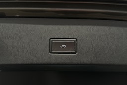 ruskea (beige) Volkswagen T-Roc 2018 kuva 27.