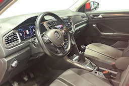 punainen Volkswagen T-Roc 2018 kuva 3.