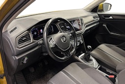 keltainen Volkswagen T-Roc 2018 kuva 3.