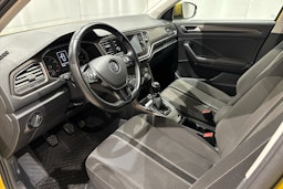 met. keltainen Volkswagen T-Roc 2018 kuva 6.