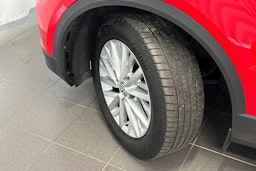 punainen Volkswagen T-Roc 2018 kuva 13.