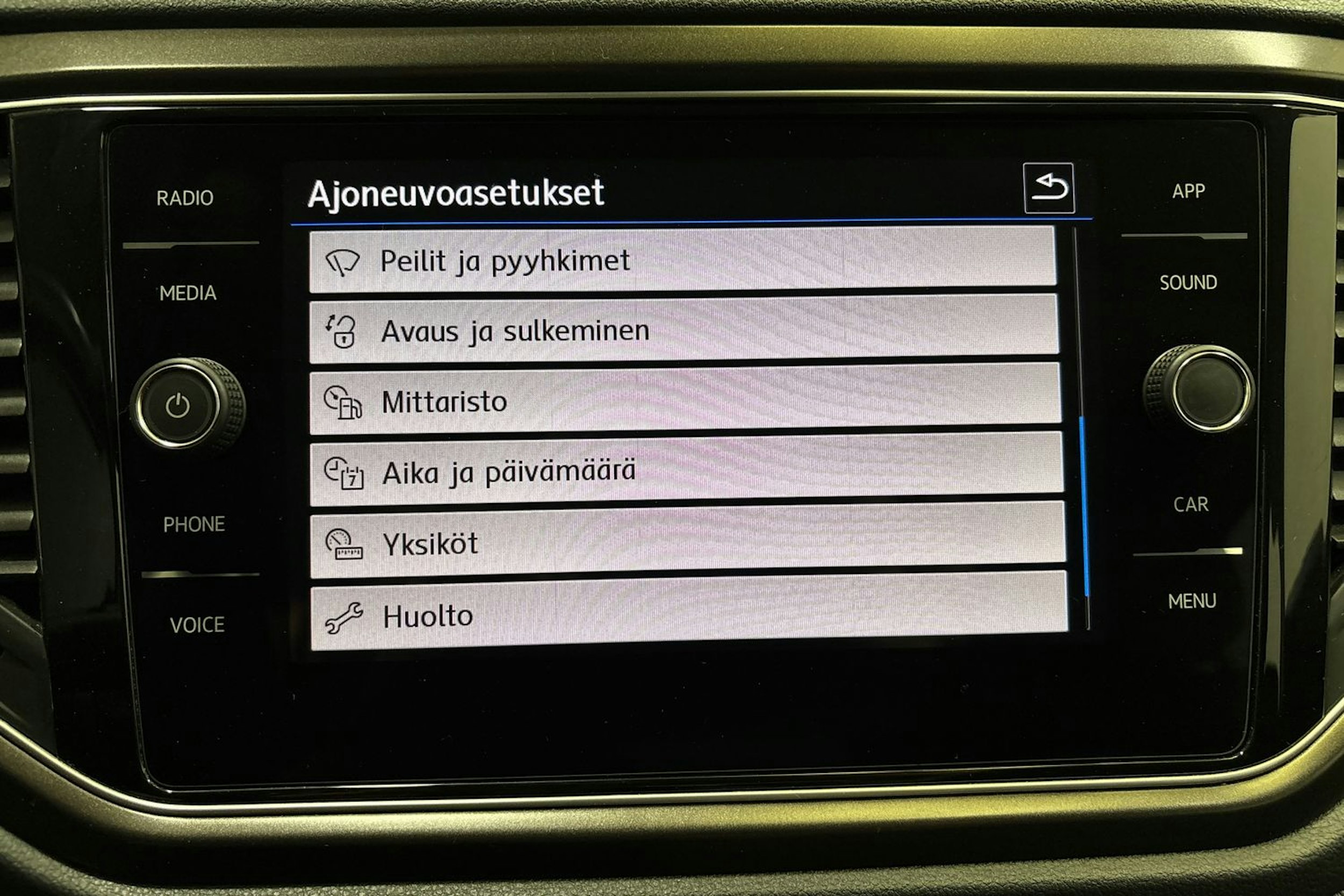 met. oranssi Volkswagen T-Roc 2018 kuva 18.