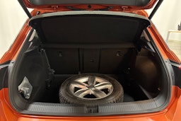 met. oranssi Volkswagen T-Roc 2018 kuva 19.