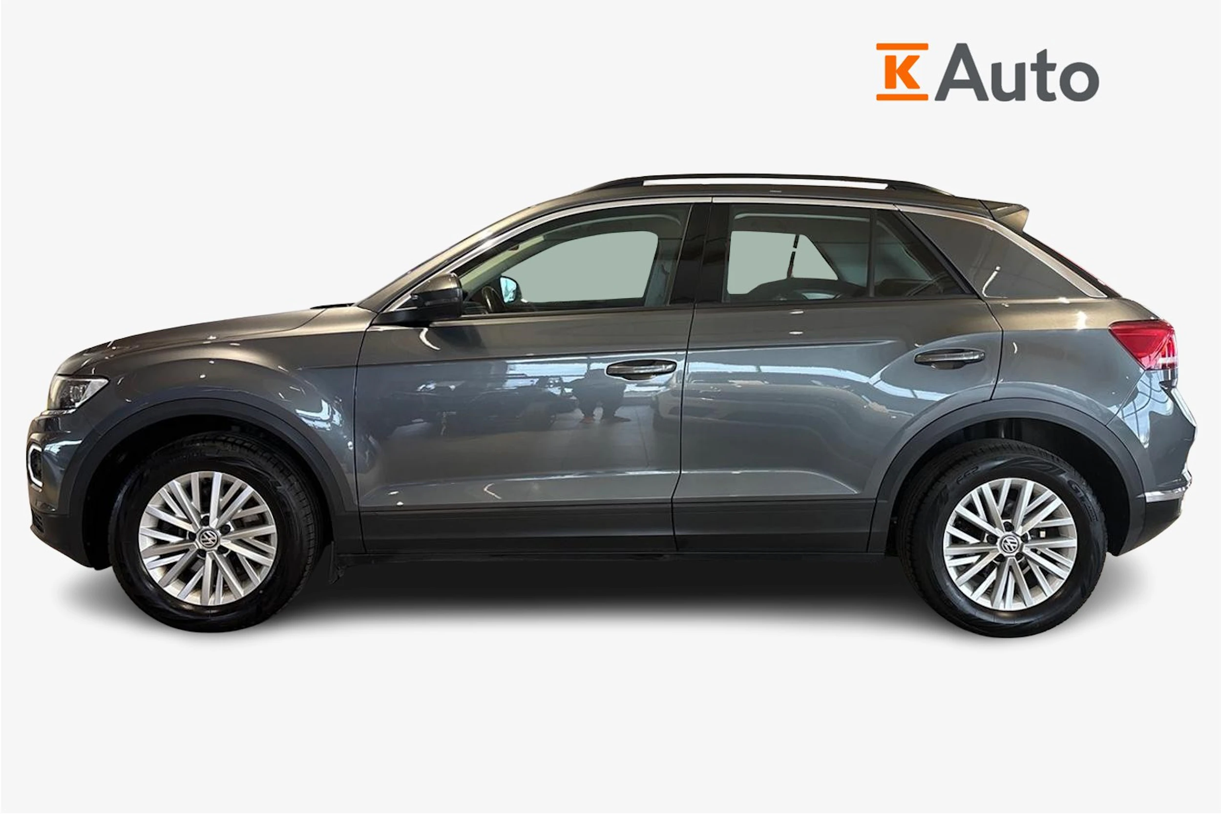 Harmaa Volkswagen T-Roc 2018 kuva 5.