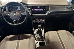 Harmaa Volkswagen T-Roc 2018 kuva 7.