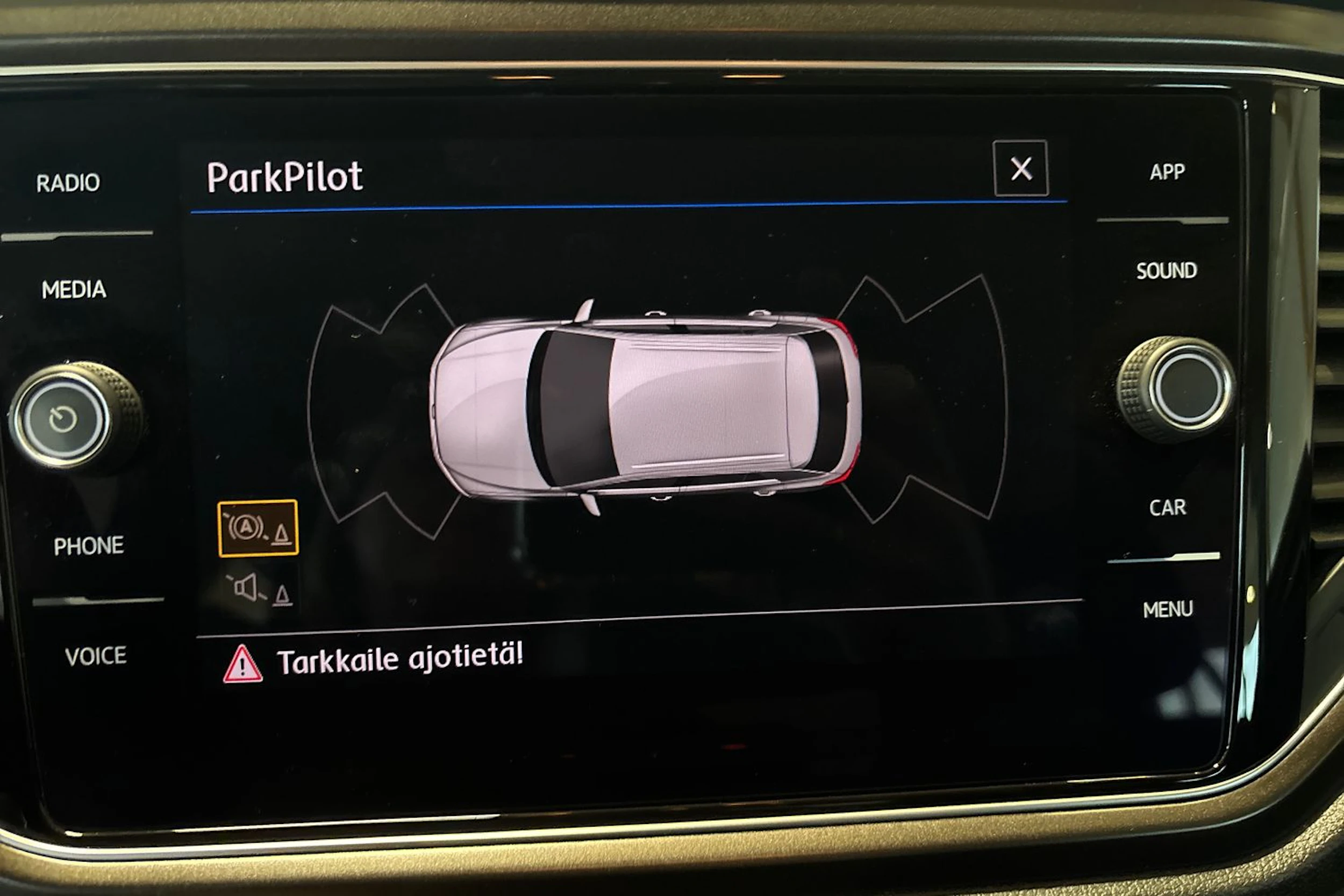Harmaa Volkswagen T-Roc 2018 kuva 15.