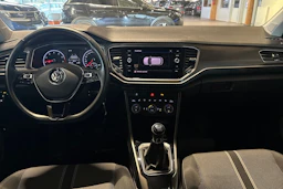 Harmaa Volkswagen T-Roc 2018 kuva 18.