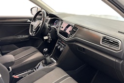 valkoinen Volkswagen T-Roc 2018 kuva 10.