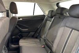 valkoinen Volkswagen T-Roc 2018 kuva 13.