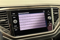 valkoinen Volkswagen T-Roc 2018 kuva 22.