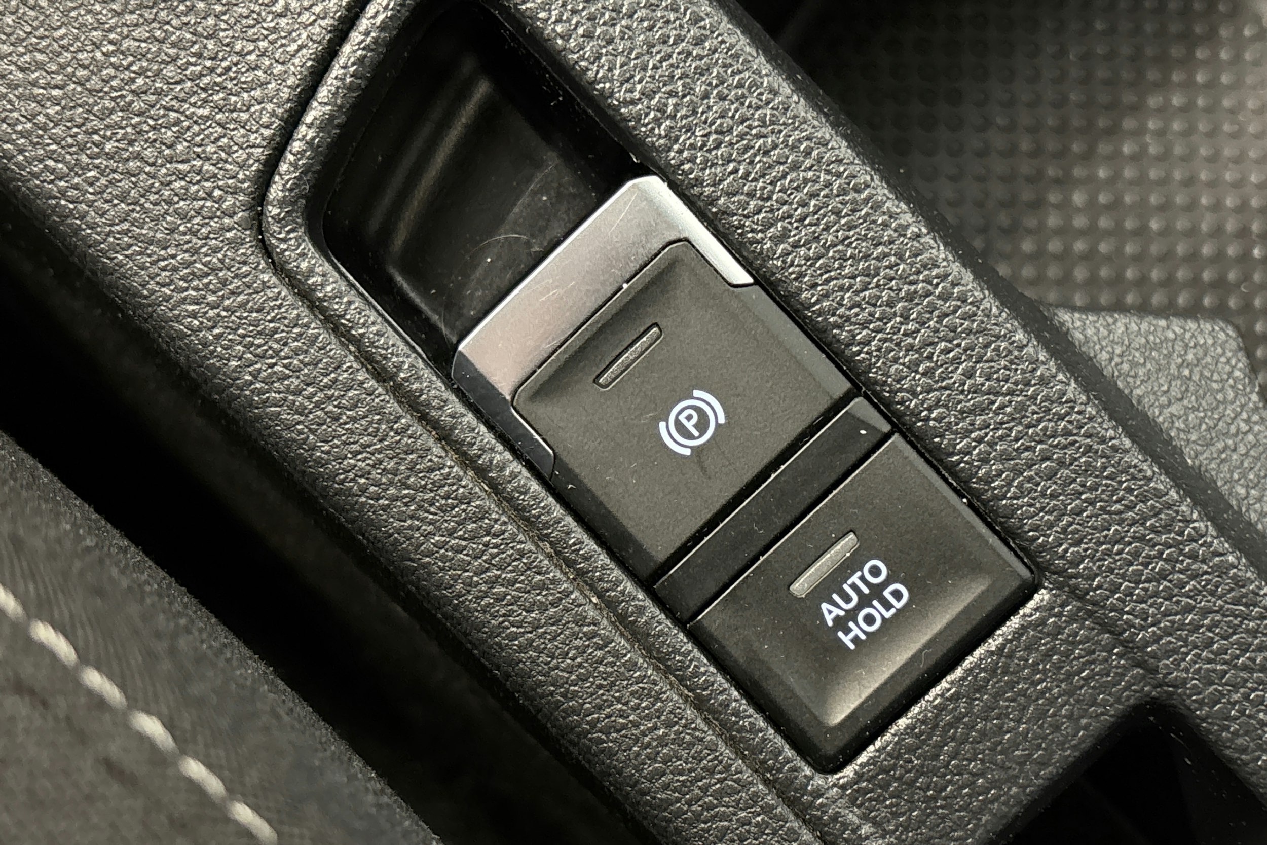 valkoinen Volkswagen T-Roc 2018 kuva 31.