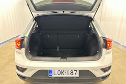valkoinen Volkswagen T-Roc 2018 kuva 19.