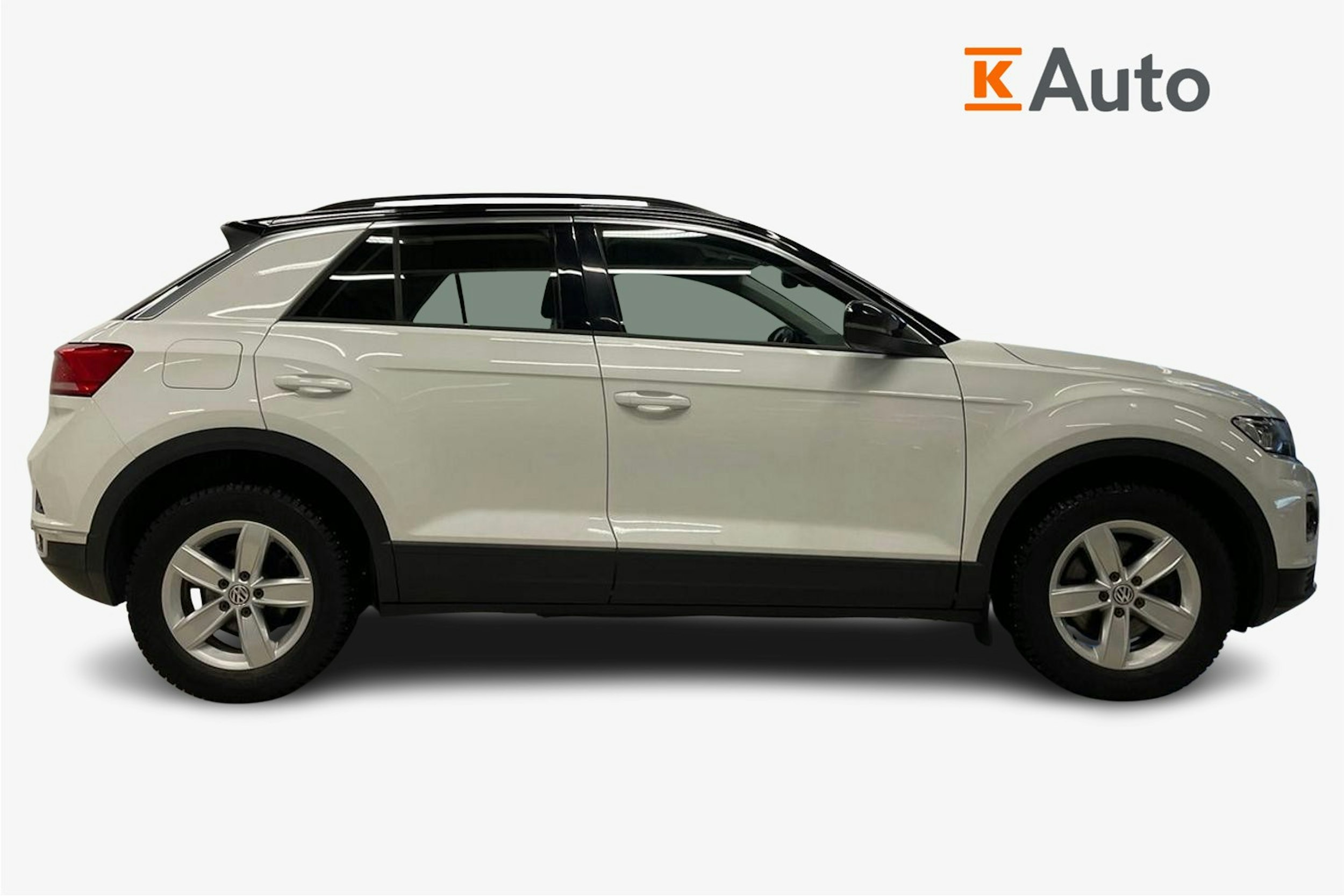 valkoinen Volkswagen T-Roc 2018 kuva 6.