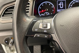 valkoinen Volkswagen T-Roc 2018 kuva 16.