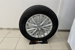 valkoinen Volkswagen T-Roc 2018 kuva 25.