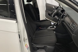 valkoinen Volkswagen T-Roc 2018 kuva 28.
