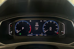 ruskea (beige) Volkswagen T-Roc 2018 kuva 20.