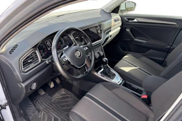 Valkoinen Volkswagen T-Roc 2018 kuva 3.