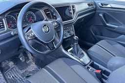 valkoinen Volkswagen T-Roc 2018 kuva 3.