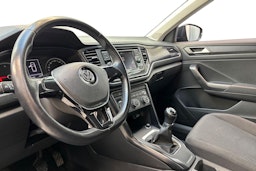 harmaa Volkswagen T-Roc 2018 kuva 7.