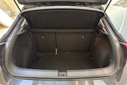harmaa Volkswagen T-Roc 2018 kuva 14.