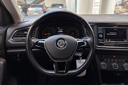 harmaa Volkswagen T-Roc 2018 kuva 18.