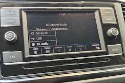 harmaa Volkswagen T-Roc 2018 kuva 20.