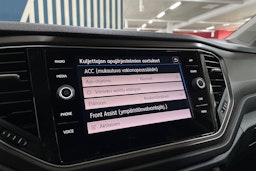 Harmaa Volkswagen T-Roc 2018 kuva 23.