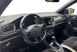 met. sininen Volkswagen T-Roc 2018 kuva 6.