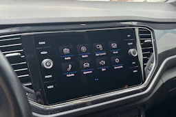 met. sininen Volkswagen T-Roc 2018 kuva 16.