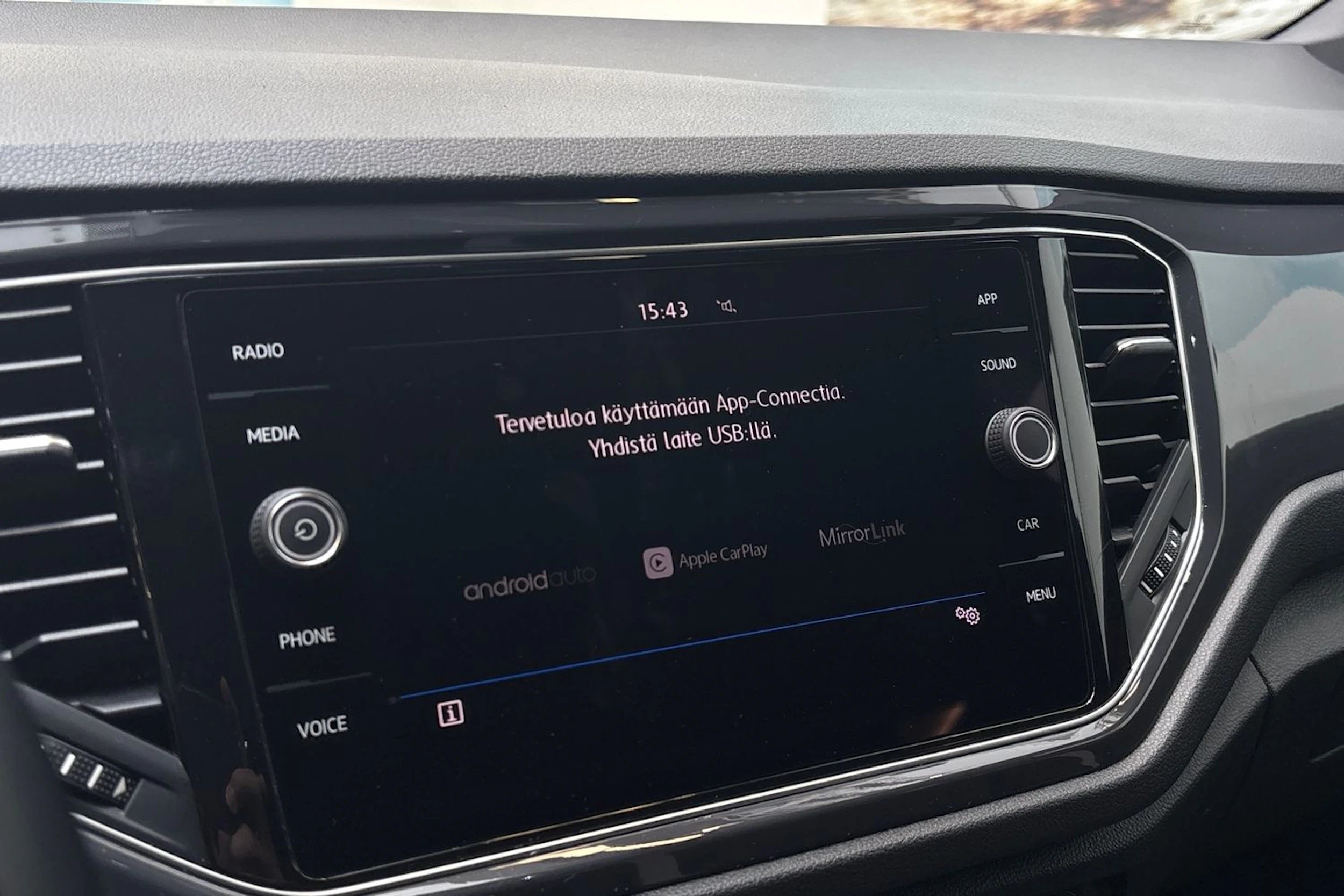 met. sininen Volkswagen T-Roc 2018 kuva 17.
