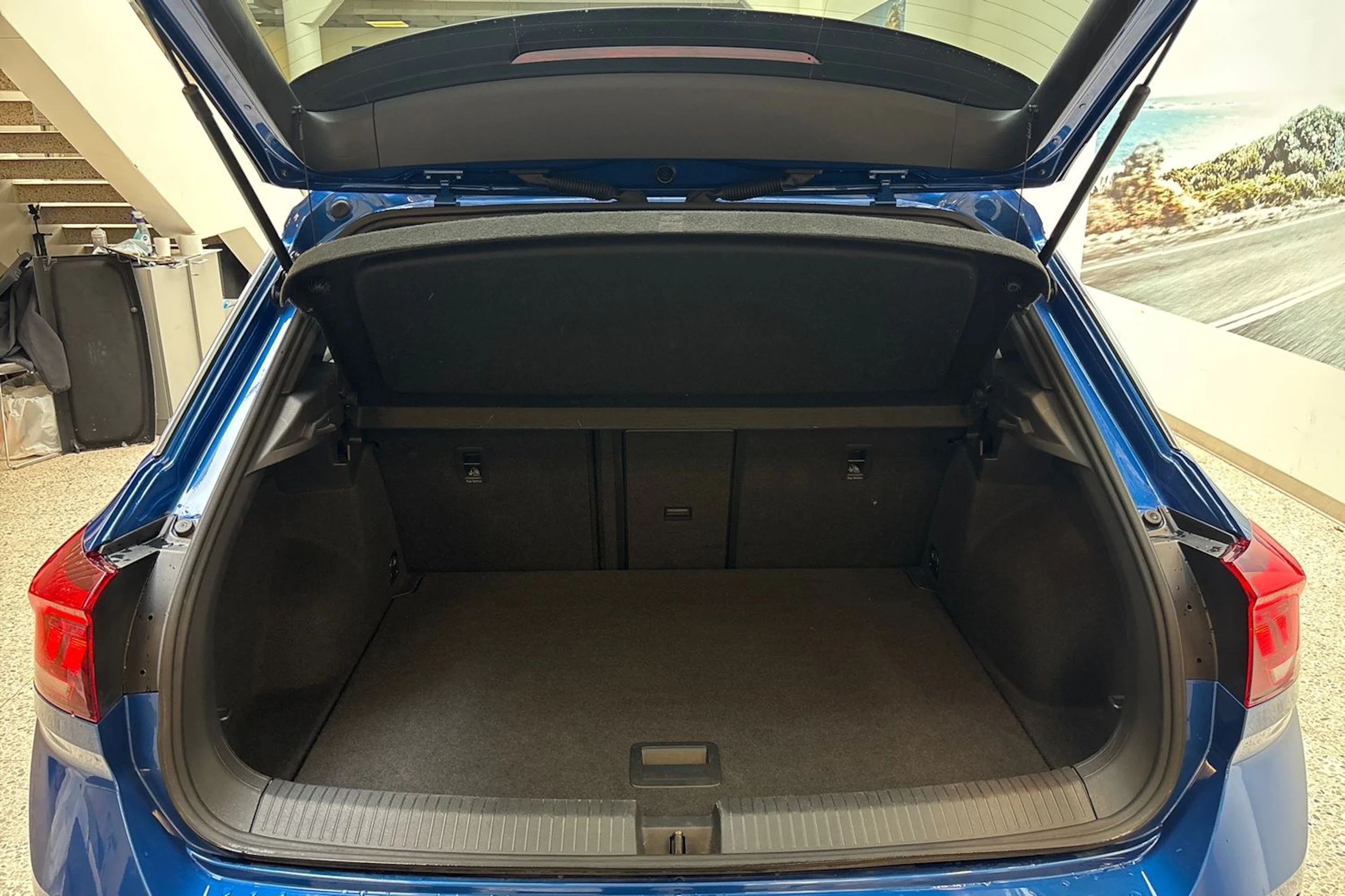 met. sininen Volkswagen T-Roc 2018 kuva 22.