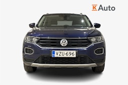 sininen Volkswagen T-Roc 2018 kuva 5.