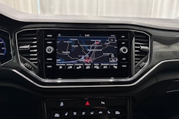 sininen Volkswagen T-Roc 2018 kuva 20.