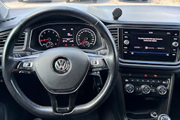 harmaa Volkswagen T-Roc 2018 kuva 4.