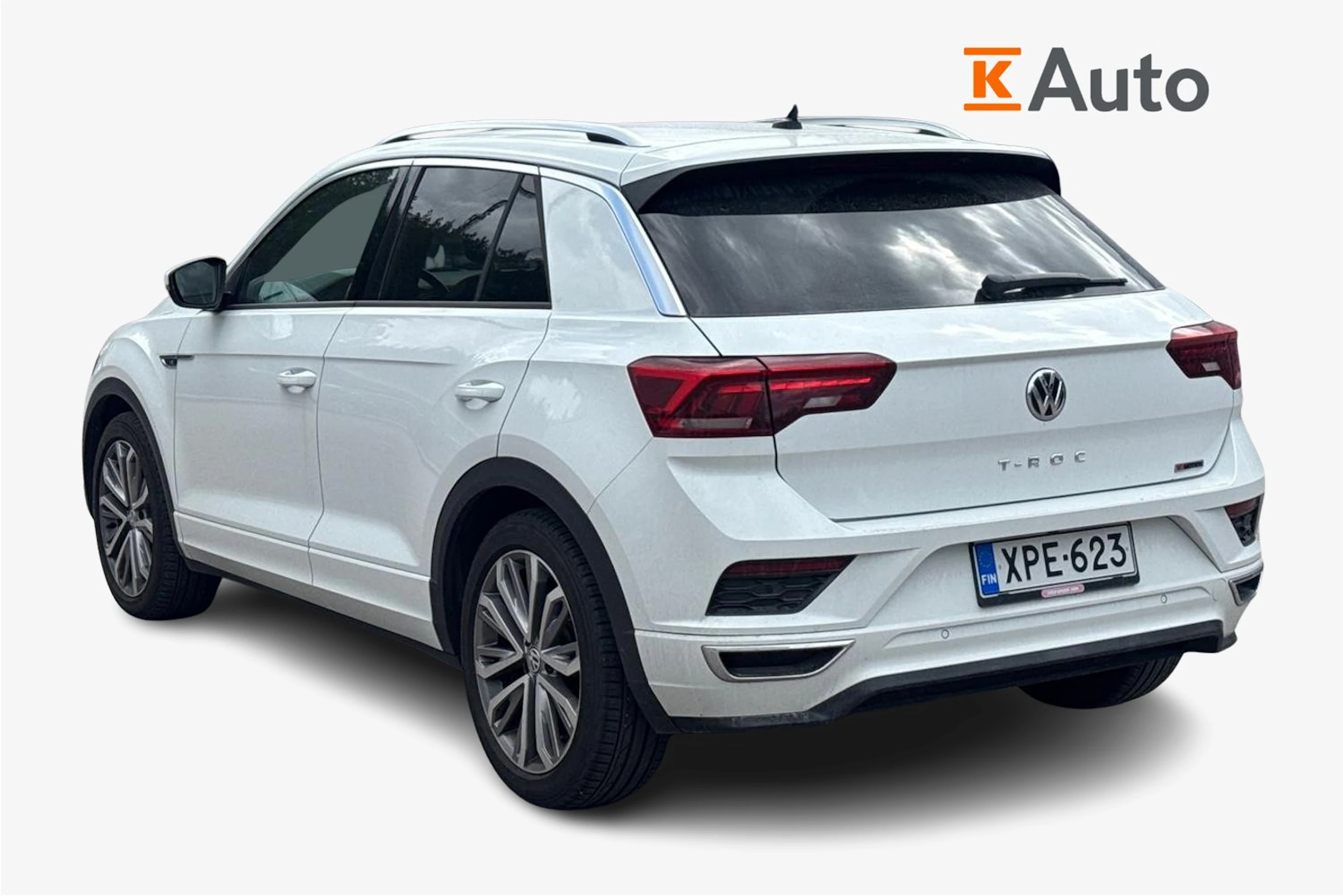 valkoinen Volkswagen T-Roc 2018 kuva 2.