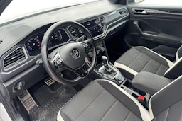 valkoinen Volkswagen T-Roc 2018 kuva 3.