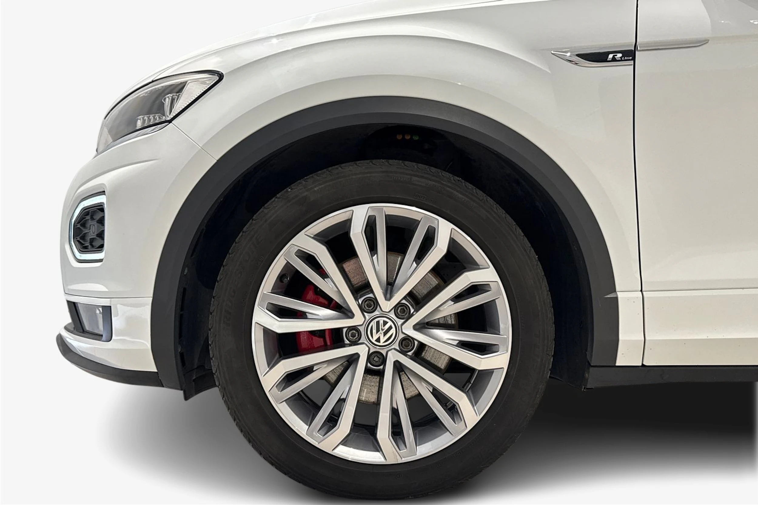 valkoinen Volkswagen T-Roc 2018 kuva 12.