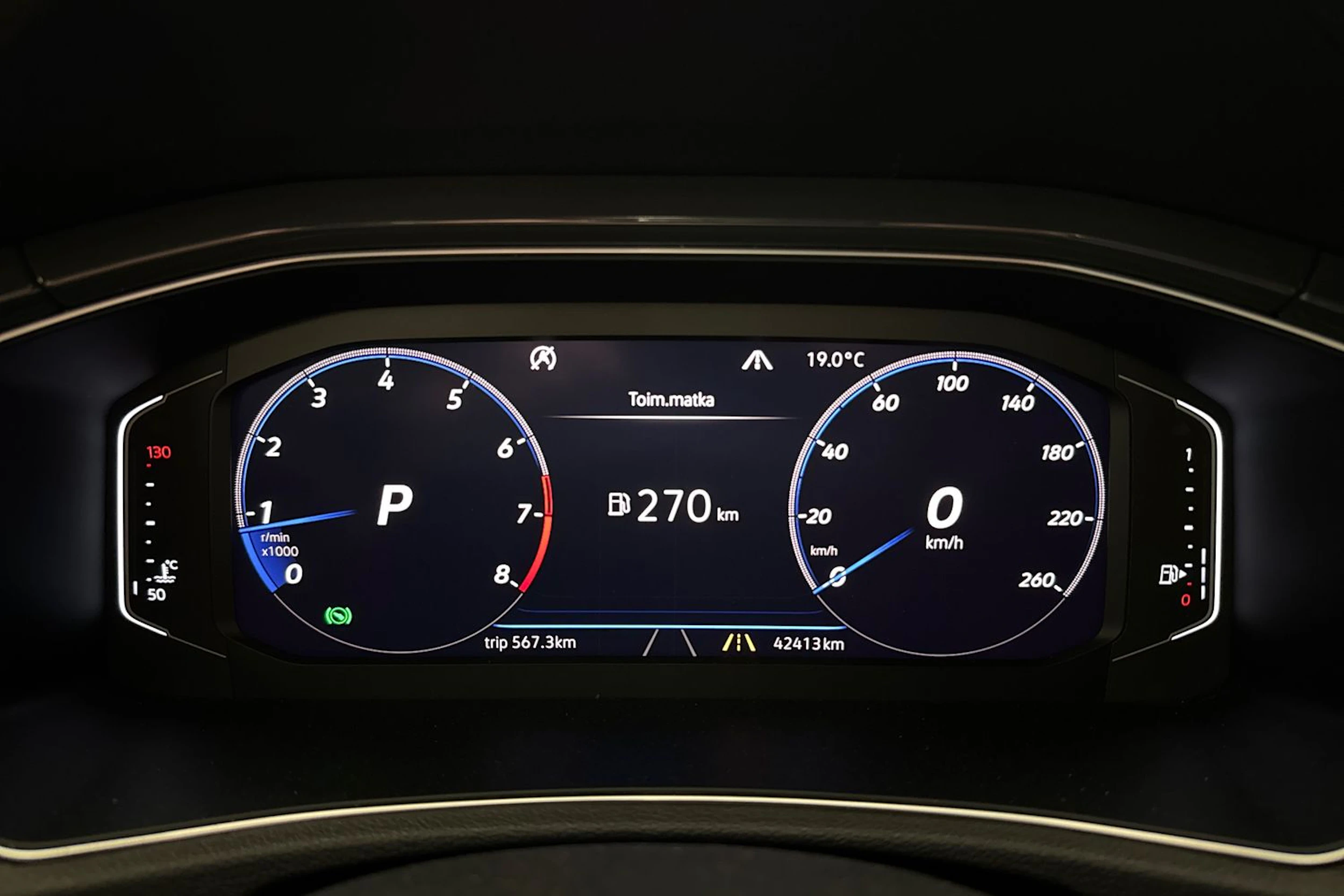 valkoinen Volkswagen T-Roc 2018 kuva 21.