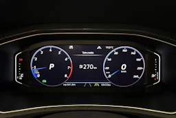 valkoinen Volkswagen T-Roc 2018 kuva 21.
