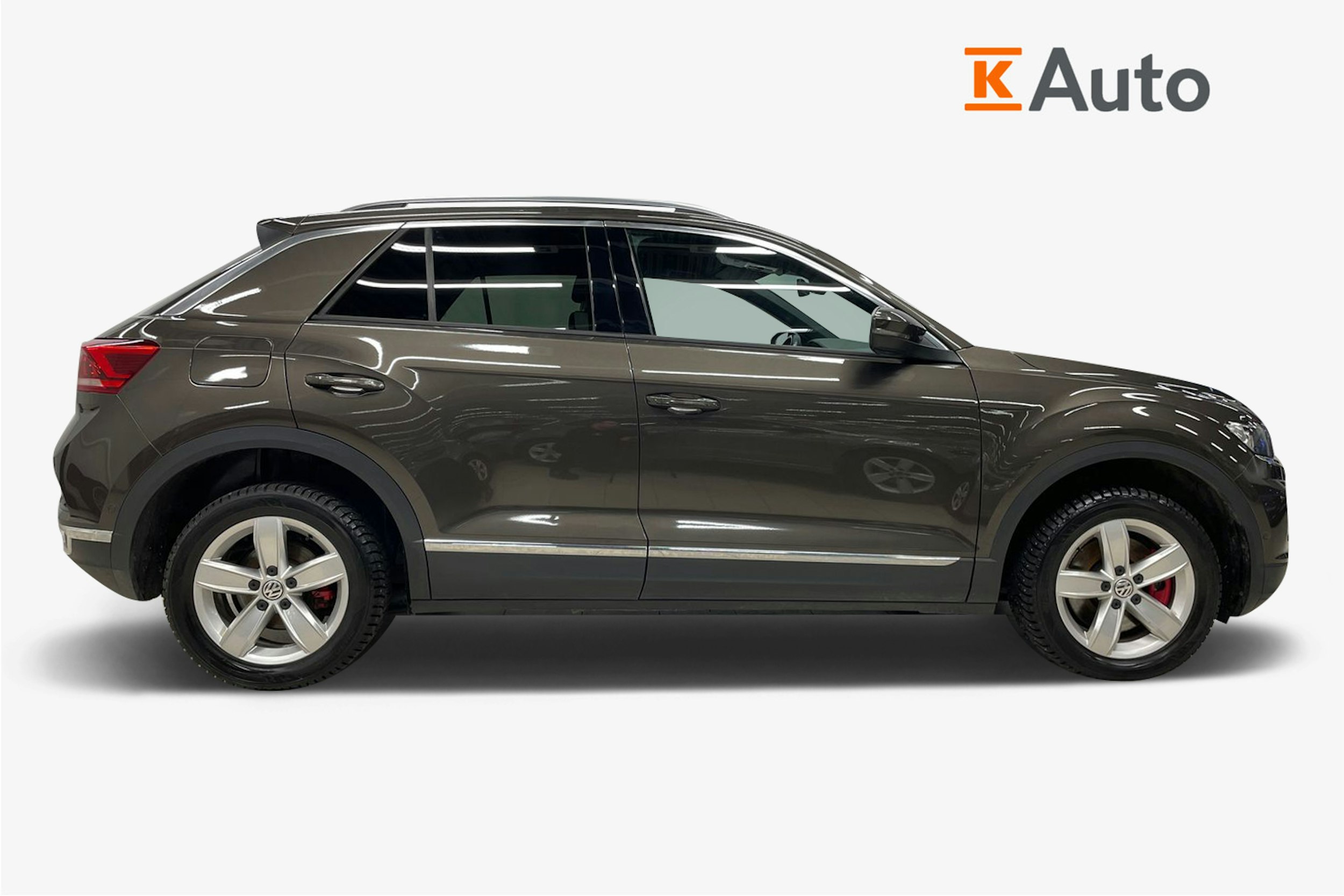 ruskea (beige) Volkswagen T-Roc 2018 kuva 6.