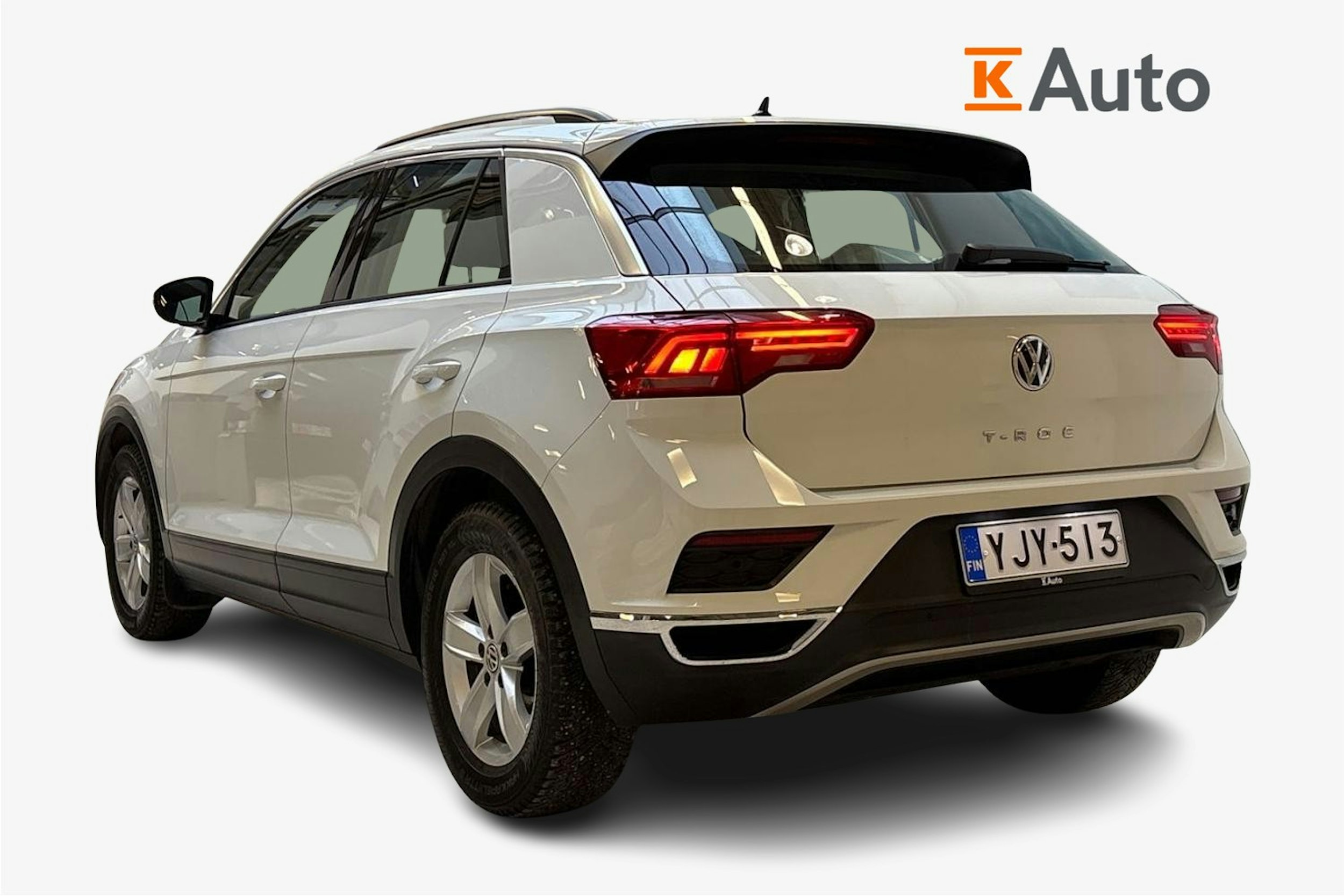 valkoinen Volkswagen T-Roc 2018 kuva 2.